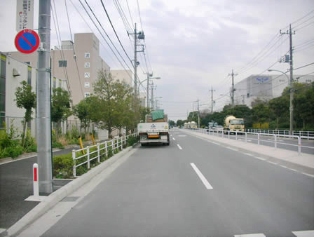 湾岸工業地帯の道路３