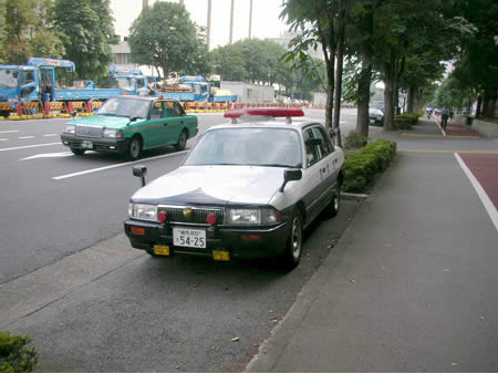 パトカー専用駐車場１