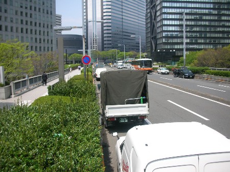 東京都庁前の道路３