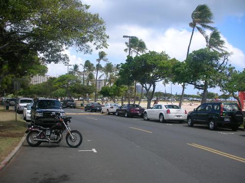 バイク駐車場その２